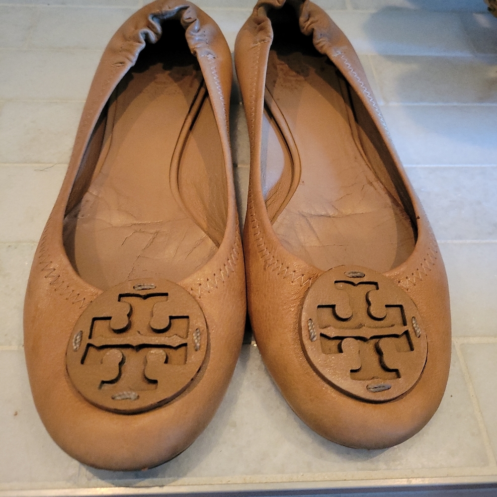 TORY BURCH Reva Ballet Flats Camel Color Size 8